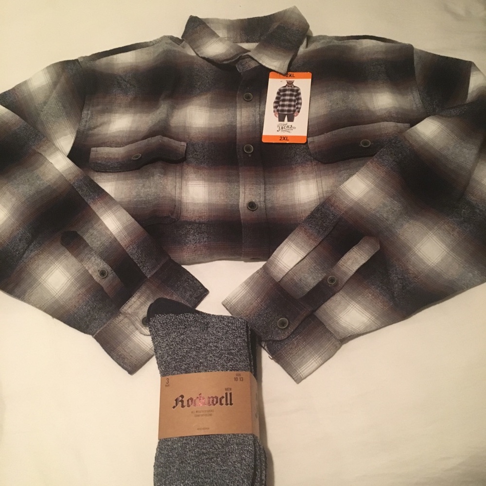 Men’s 2XL Flannel.  NWT. + Rockwell sock set of 3